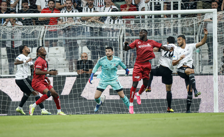 Beşiktaş'ta liderlik sevinci içerik görseli
