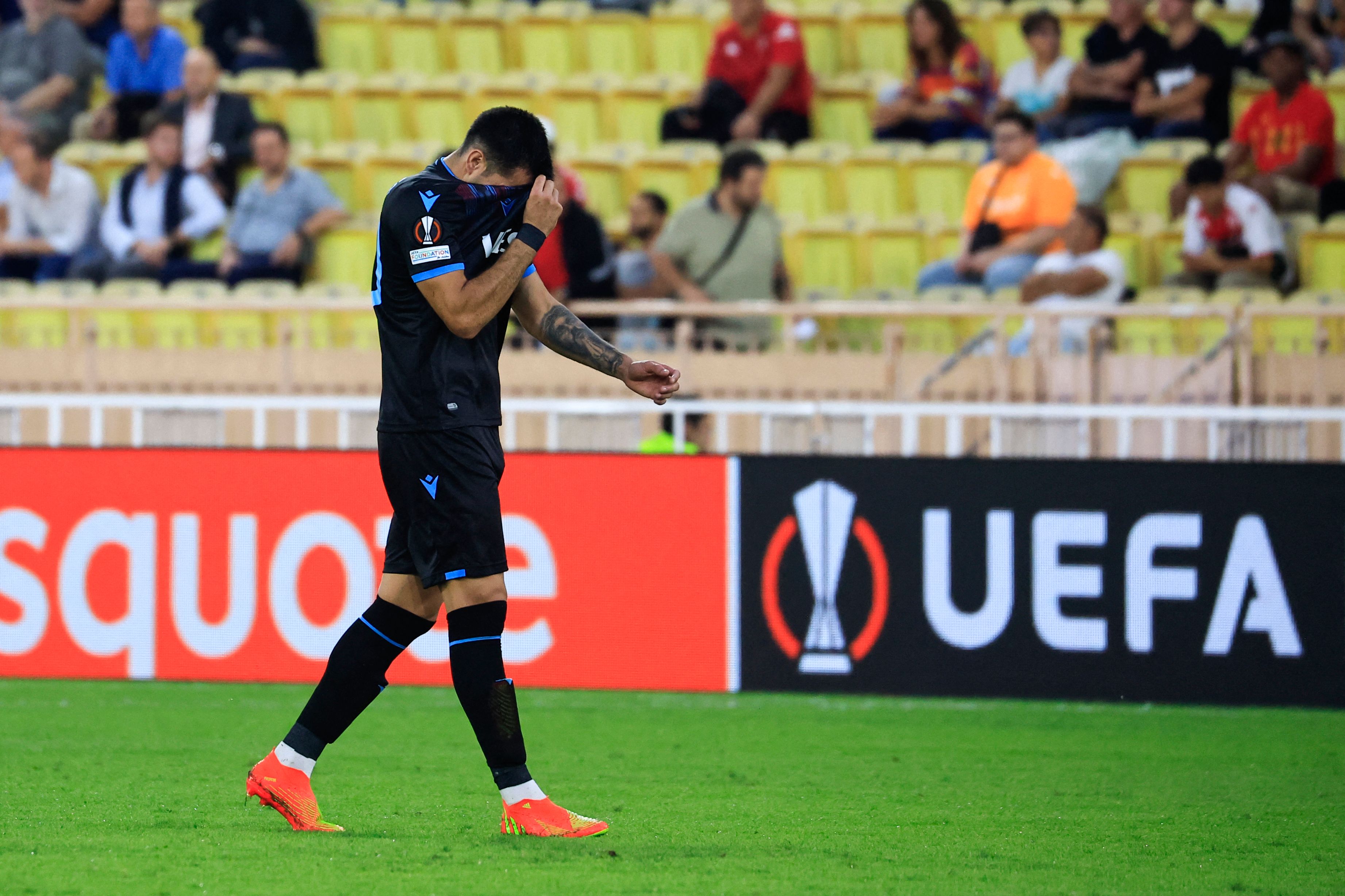 10 KİŞİ TRABZONSPOR, MONACO'DA MAĞLUP (2)