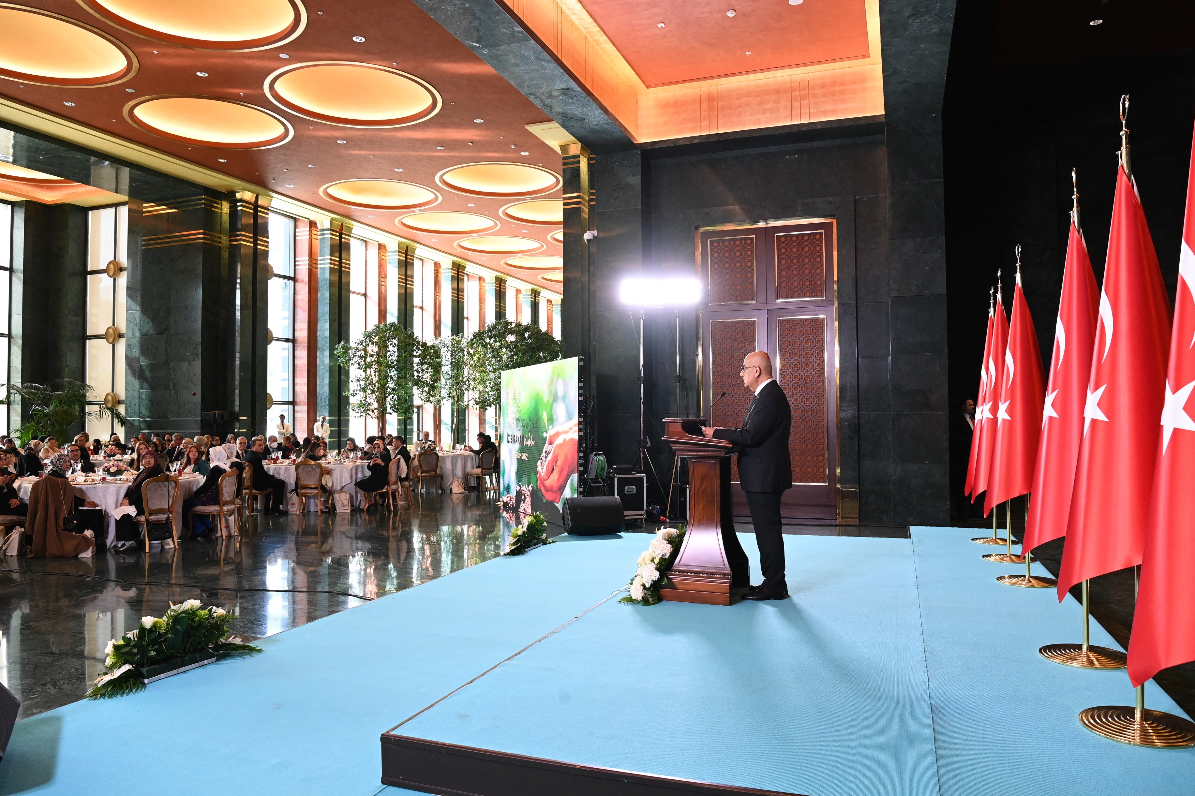 BAKAN KİRİŞCİ “280 BİN 643 KADIN ÇİFTÇİMİZE YAKLAŞIK 10 MİLYAR LİRALIK DESTEK SAĞLADIK”    (2)