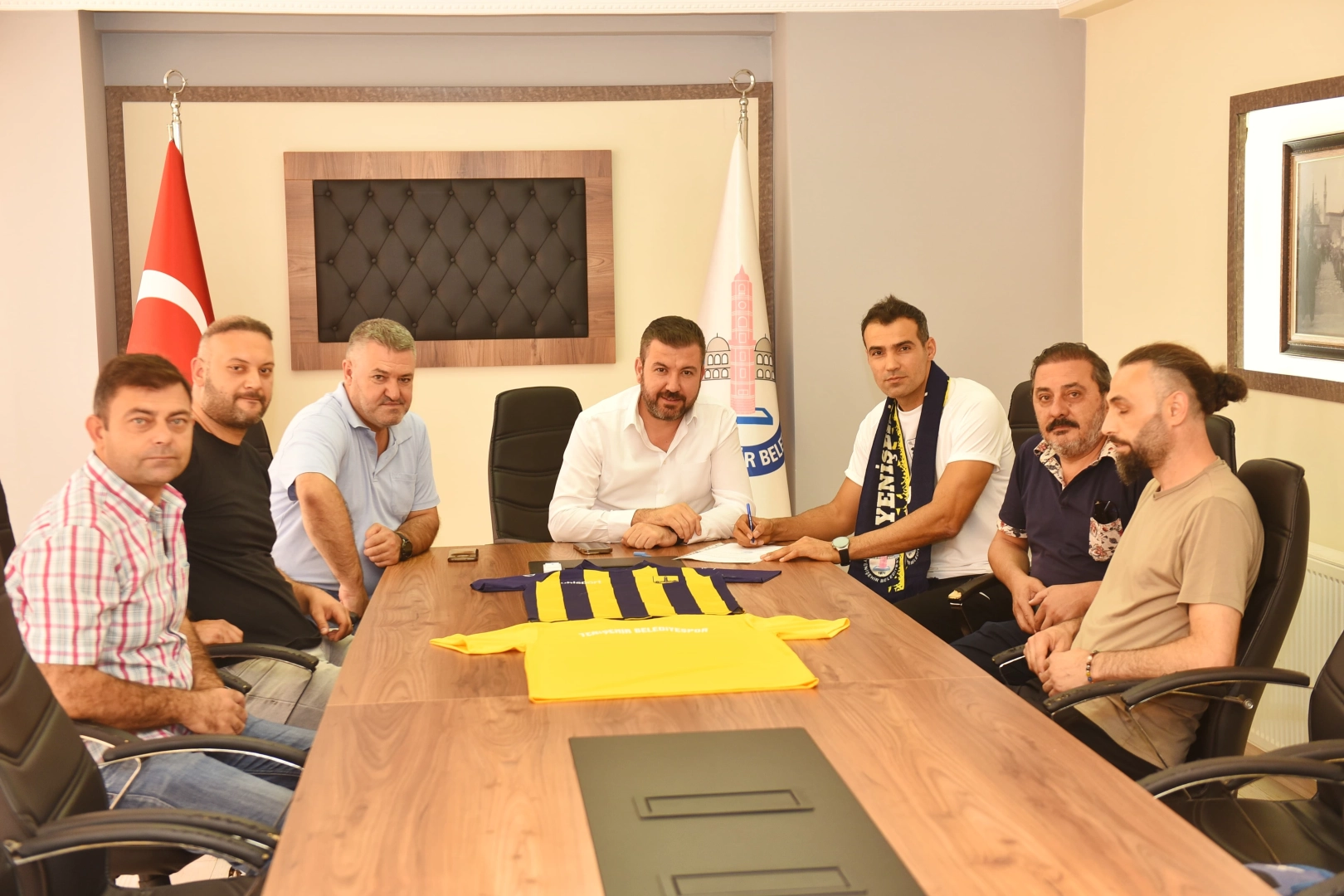 Yenişehir Belediyespor’da milli transfer