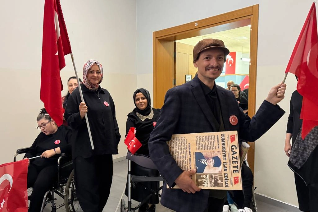 Sakarya'da özel bireylerin Cumhuriyet coşkusu