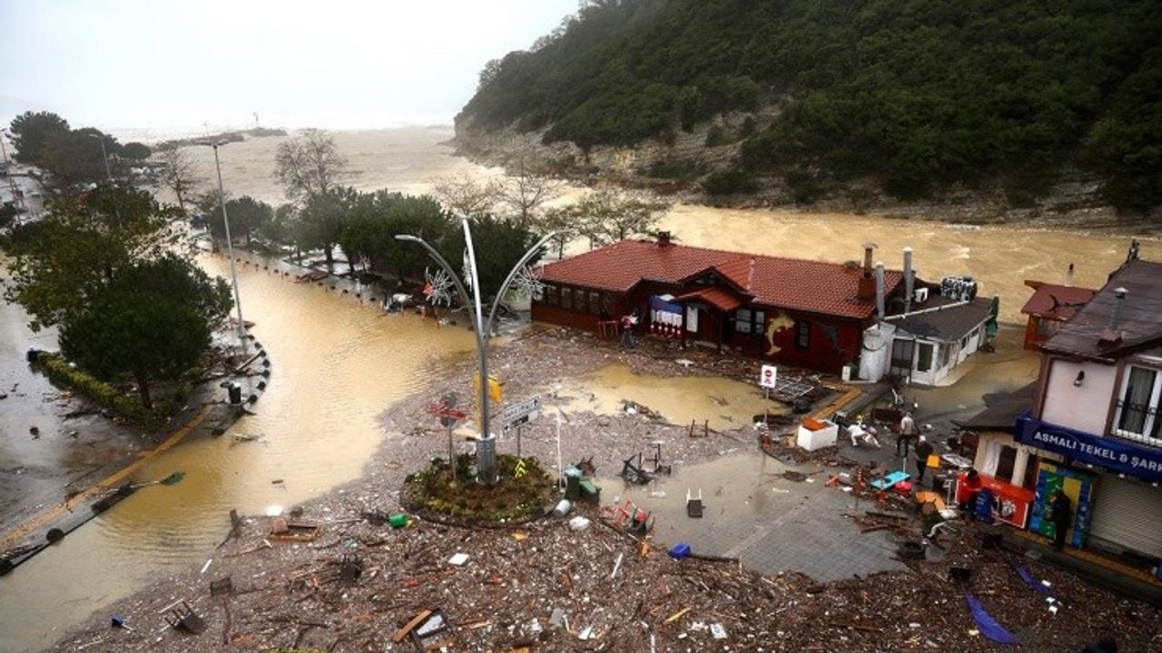 Sel ve Aşırı Yağışlarda 9 Kişi Hayatını Kaybetti!