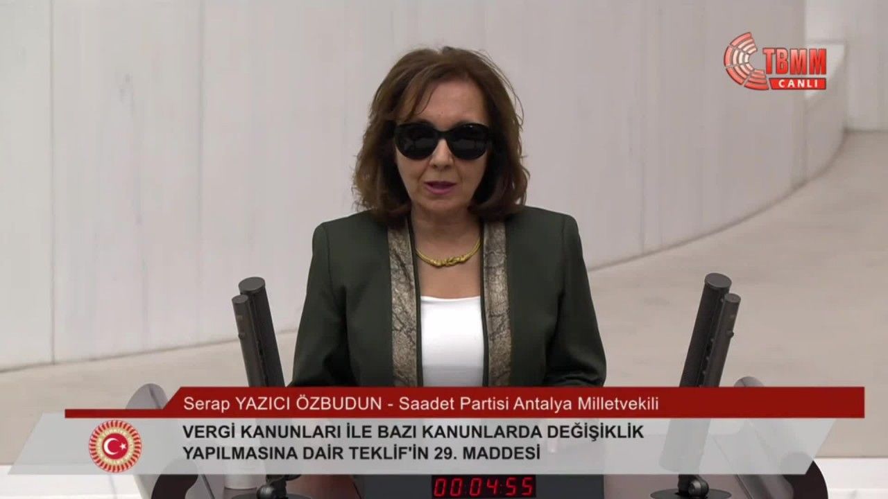 En düşük emekli aylığının 12 bin 500 lira olmasını öngören madde Meclis'te kabul edildi