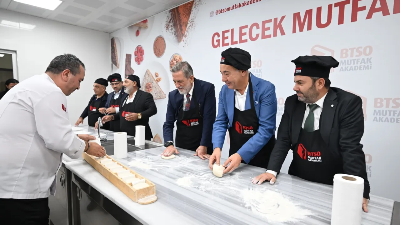 BTSO Mutfak Akademi'ye yemek sanayicilerinden tam not