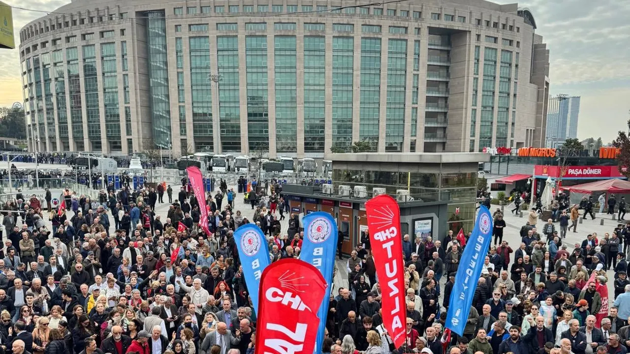 İmamoğlu Çağlayan’da 'casusluk' soruşturmasında ifade veriyor