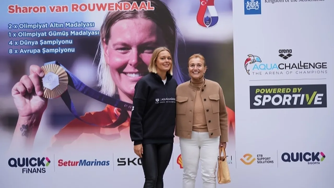 Olimpiyat şampiyonu Sharon van Rouwendaal Türkiye'de
