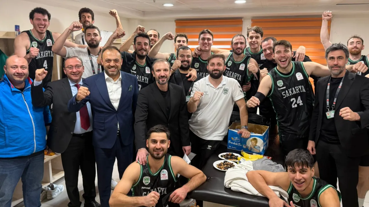 Sakarya Büyükşehir Basketbol Ankara’dan galibiyetle döndü