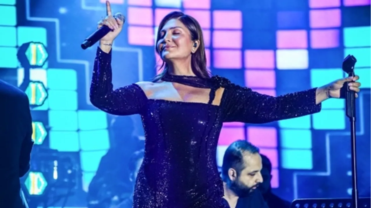 Sibel Can İstanbul sezonunu açtı