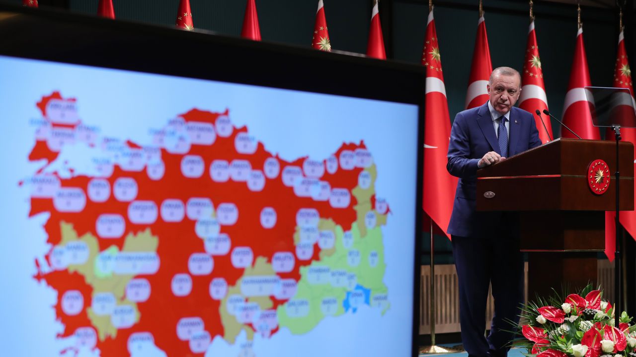 Kırmızı kategorideki illerde hafta sonu kısıtlaması cumartesi ve pazar olacak