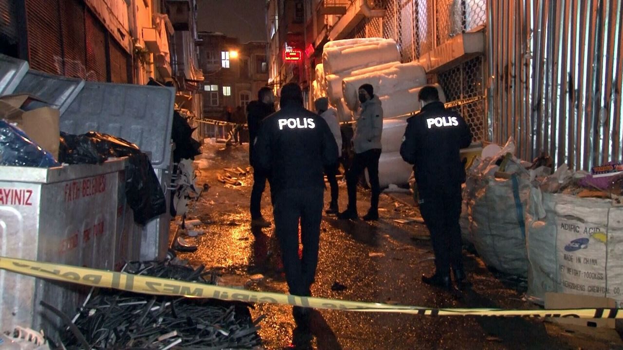 Isınmak isterken yanarak öldü