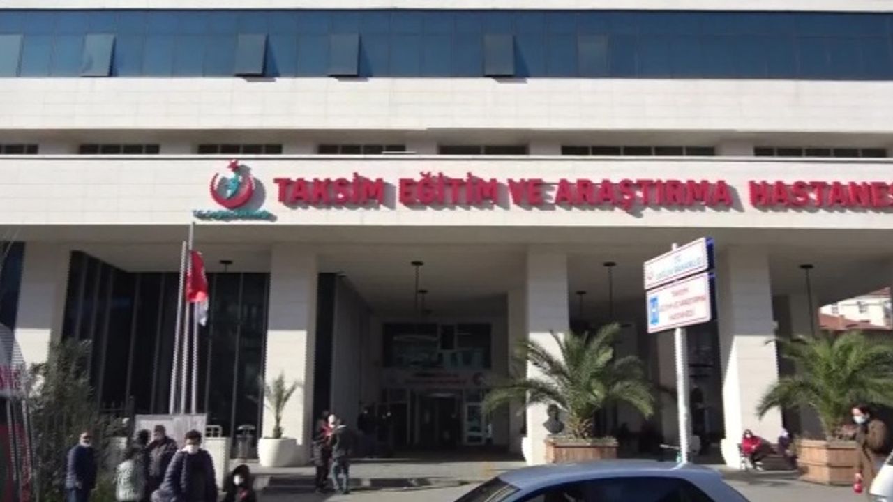 Aşı Olmak İsteyenler Uzun Kuyruk Oluşturdu