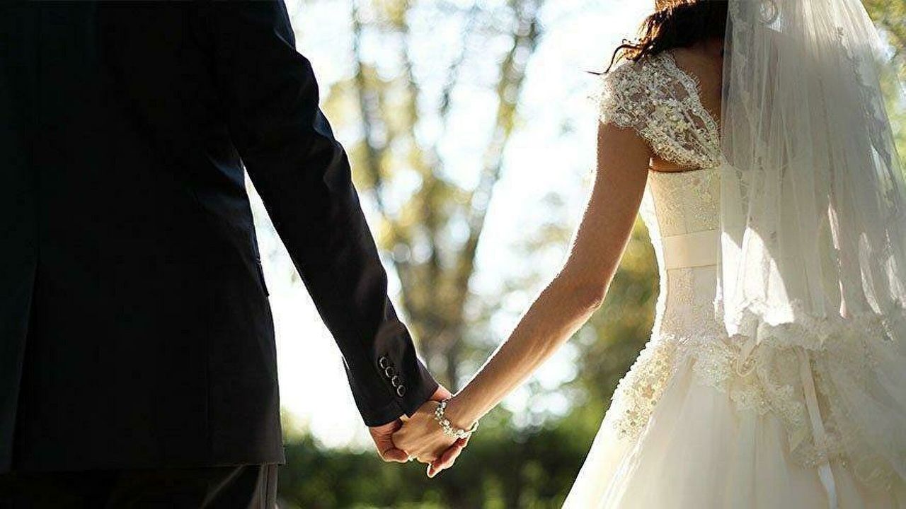 Beyaz Eşya Satıcısı: "Yeni Evli Çiftler İkinci El Eşya Almayı Tercih Ediyorlar"