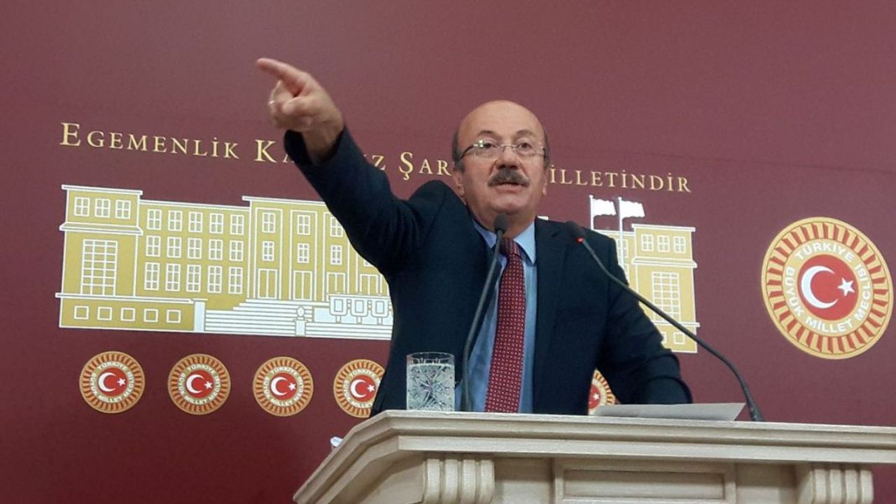 "Çay Kanunu Teklifini Veren AKP'li Vekiller Teklifi Geri Çekip Karadenizlilerden Özür Dilesin"