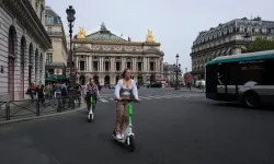 FRANSIZLAR ELEKTRİKLİ SCOOTER'LAR HAKKINDA KARARINI VERDİ