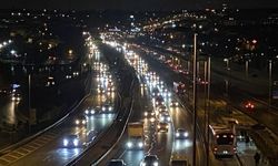 Okullar Açıldı: İstanbul'da Trafik Yoğunluğu!