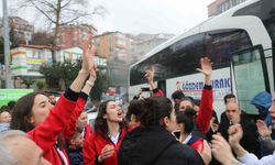 Süper Lig’e çıkan Zonguldakspor Basket 67 Takımı’na coşkulu karşılama
