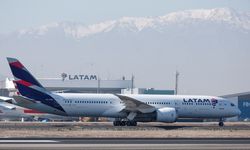 LATAM Havayolları'na ait uçaktaki teknik sorun nedeniyle 50 kişi yaralandı