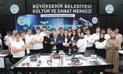 Kayseri’nin 6’ncı üniversitesi KAYMEK’ten coşkulu yıl sonu programı