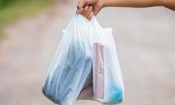 O Ülkede Bir İlk: Plastik Poşet Kullanımı Yasaklandı!