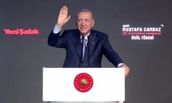 Cumhurbaşkanı Erdoğan: "Rabbimiz hainlerin hesaplarını başlarına geçirdi"