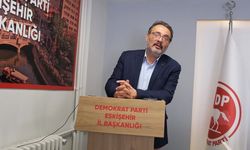 Demokrat Parti Eskişehir İl Başkanı Özcan: “Keşke 2024’ü emeklilerin ölüm yılı ilan etselerdi”