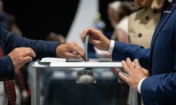 Fransa'da erken seçimin ikinci turu sona erdi: Seçime katılım oranı yüksek oldu