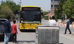 Malatya Battalgazi'de vatandaşlardan otobüs hattının kaldırılmasına protesto