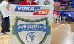 Merkezefendi Belediyesi’nin sporcusu Kuru, İzmir’den madalya ile döndü