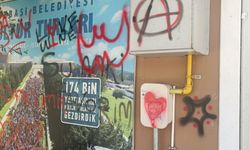 Tepebaşı'nda Ali Rıza Efendi Deneyimli Kafe'ye vandal saldırı