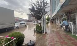 Yozgat Belediye Başkanı Arslan, yoğun yağış sonrası mağdur olan esnafın sorunlarını dinledi