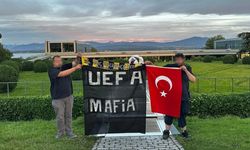 UEFA’nın Kapısında ''UEFA Mafia'' Pankartı Açtılar!