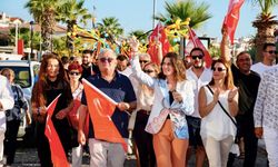 Çeşme Festivali, “90’larda Çeşme” teması ile başladı