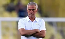 Jose Mourinho, sadece 9 dakika oynattığı yıldız futbolcunun biletini kesti