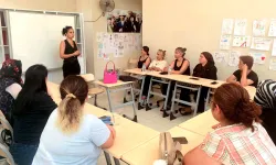 İzmir Çiğli Belediyesi’nden anneler için bilgilendirici seminer