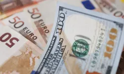 Piyasalar Nefesini Tuttu: FED Kararı Öncesi Dolar ve Euro Güne Nasıl Başladı?