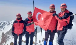 Jandarma 186. yılını Erciyes'in zirvesinde kutladı