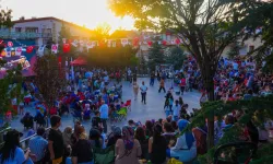 Kibar Feyzo Keçiören’de kahkaha dolu bir gece yaşattı