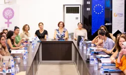 İzmir kadına şiddet karşı Narlıdere'de buluştu