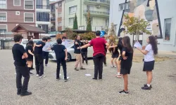 İzmir'de liselilerden farkındalık çalışması