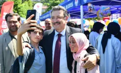 Trabzon Büyükşehir’den 4 bin öğrenciye eğitim desteği