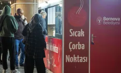 İzmir Bornova’da vatandaşlara sıcak çorba ikramı başladı