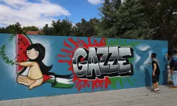 Konya’da gönüllü grafiti sanatçıları “Gazze” için çizdi