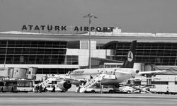 Bakanları taşıyan uçak Atatürk Havalimanına indi