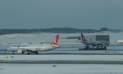 İstanbul Havalimanı'nda uçuşlar saat 18.00'e kadar durduruldu