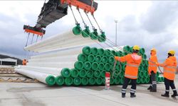 Deniz altı borular limana geldi