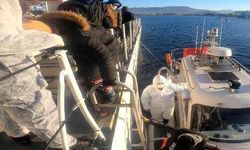 Ayvalık'ta 18 göçmen kurtarıldı