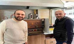 Bu çaylar üniversite mezunu Kuş kardeşlerden
