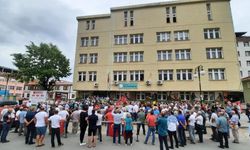 Hopalılar Kafes Balıkçılığı Yapmak İsteyen Şirketin ÇED Toplantısına Engel Oldu