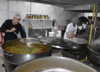Bursa Karacabey'de aşevi ihtiyaç sahiplerine umut oluyor