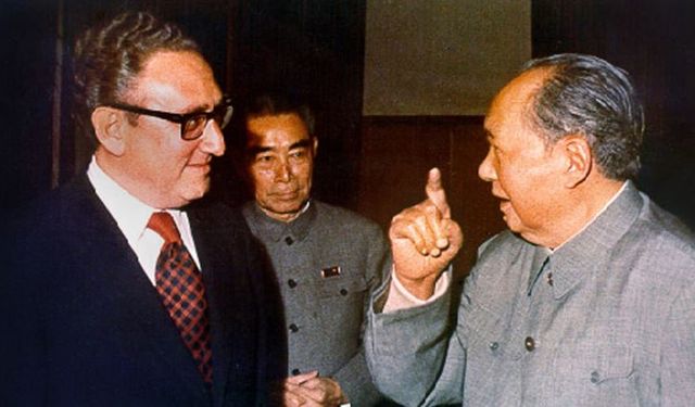 ESKİ ABD DIŞİŞLERİ BAKANI HENRY KISSINGER 100 YAŞINDA HAYATINI KAYBETTİ!